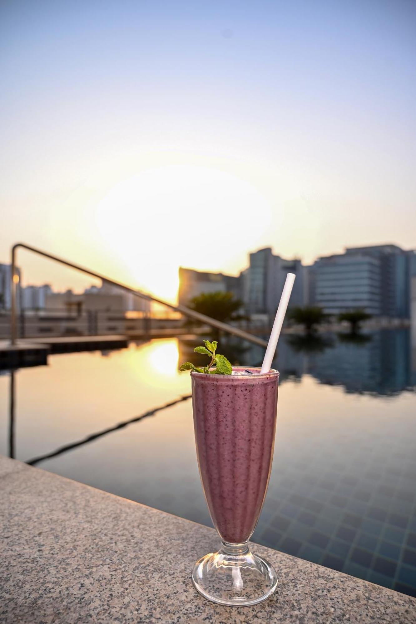 Alivaa Hotel Gurugram Sohna Road City Center Gurgaon Extérieur photo